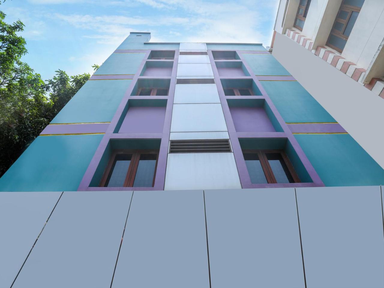 Oyo 10711 Hotel Nsnr Residency Visakhapatnam Esterno foto